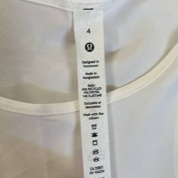 Lightweight Stretch Run Tank - Picture 8 of 11